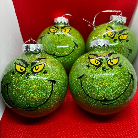 Other - Grinchmas Ornaments💚